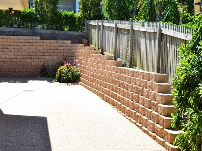 10 Yearsley Grove, Yeppoon QLD 4703