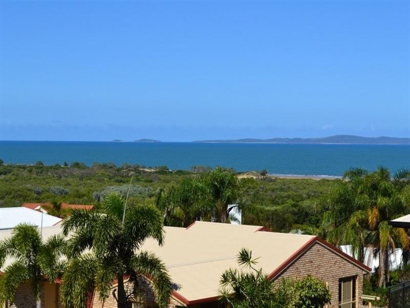 10 Yearsley Grove, Yeppoon QLD 4703