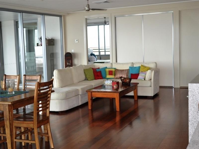 21/ Breakwater Drive, Rosslyn QLD 4703