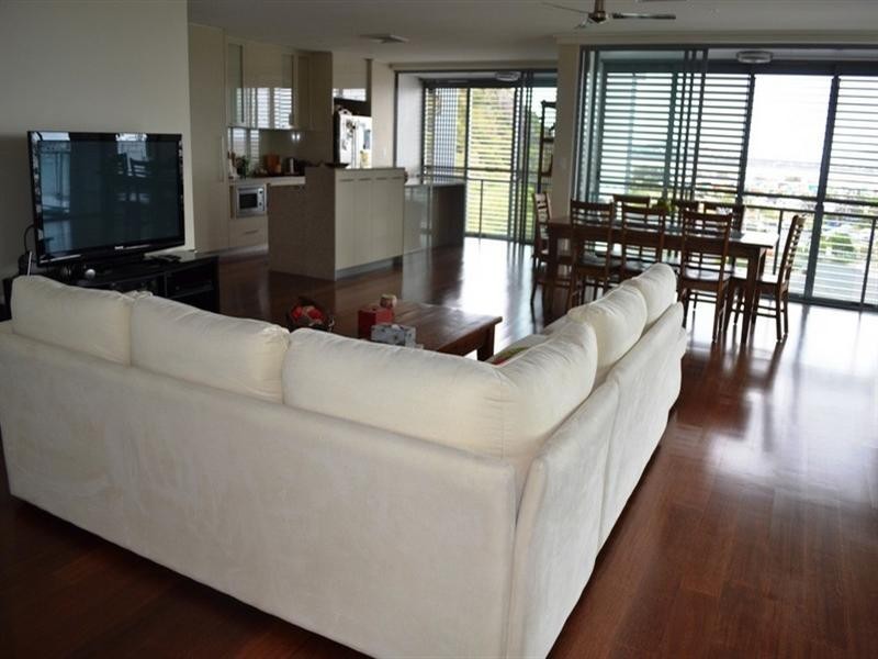 21/ Breakwater Drive, Rosslyn QLD 4703