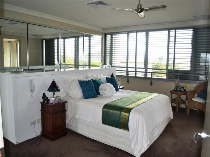 21/ Breakwater Drive, Rosslyn QLD 4703