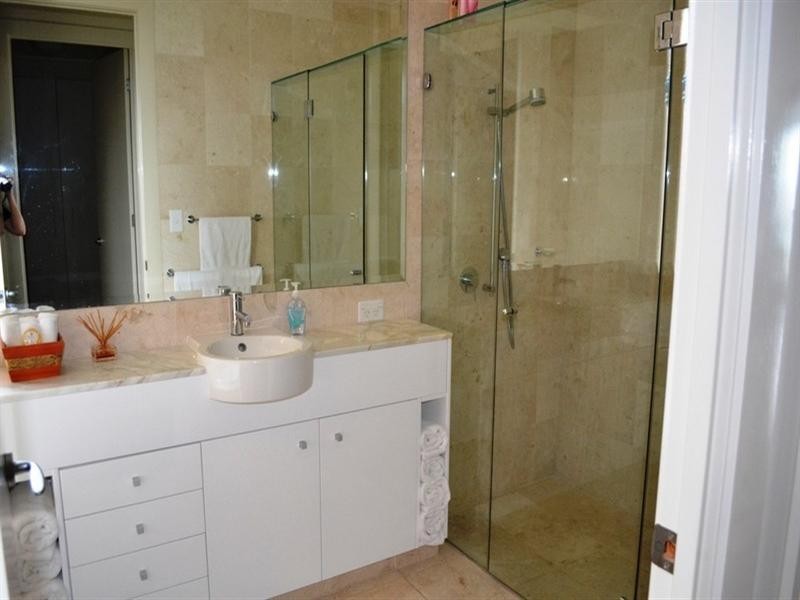 21/ Breakwater Drive, Rosslyn QLD 4703