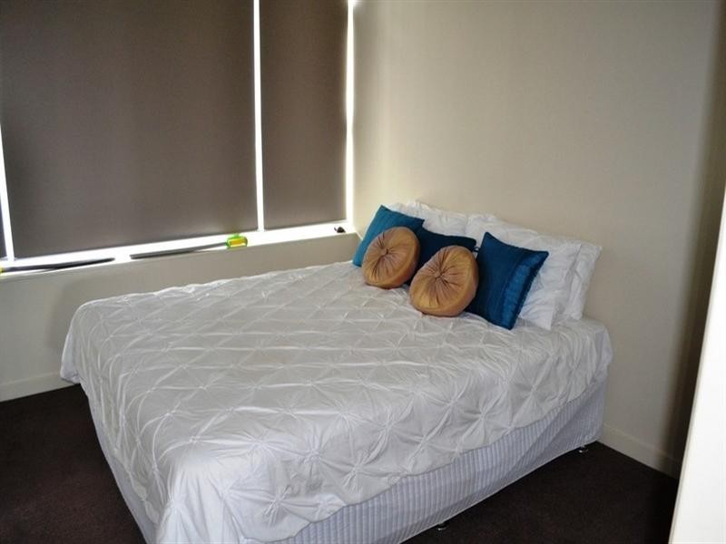 21/ Breakwater Drive, Rosslyn QLD 4703