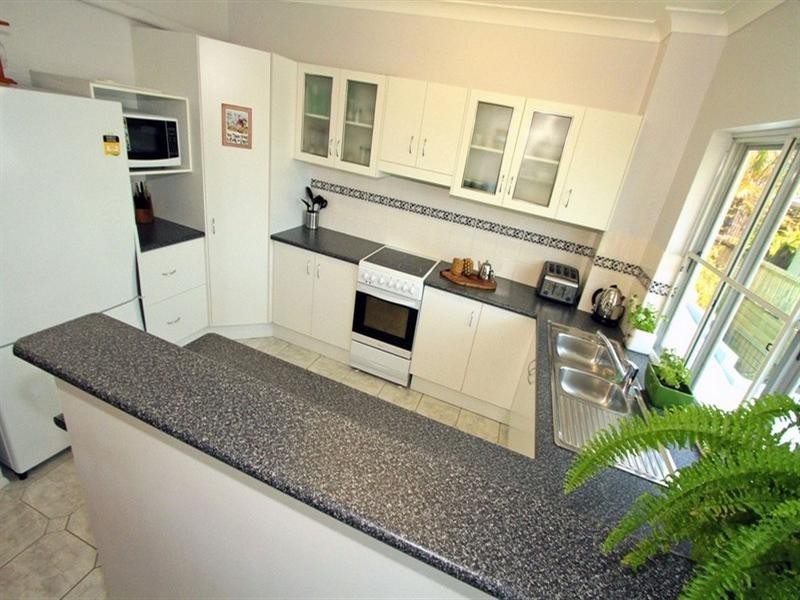 2/36 Farnborough Road, Yeppoon QLD 4703