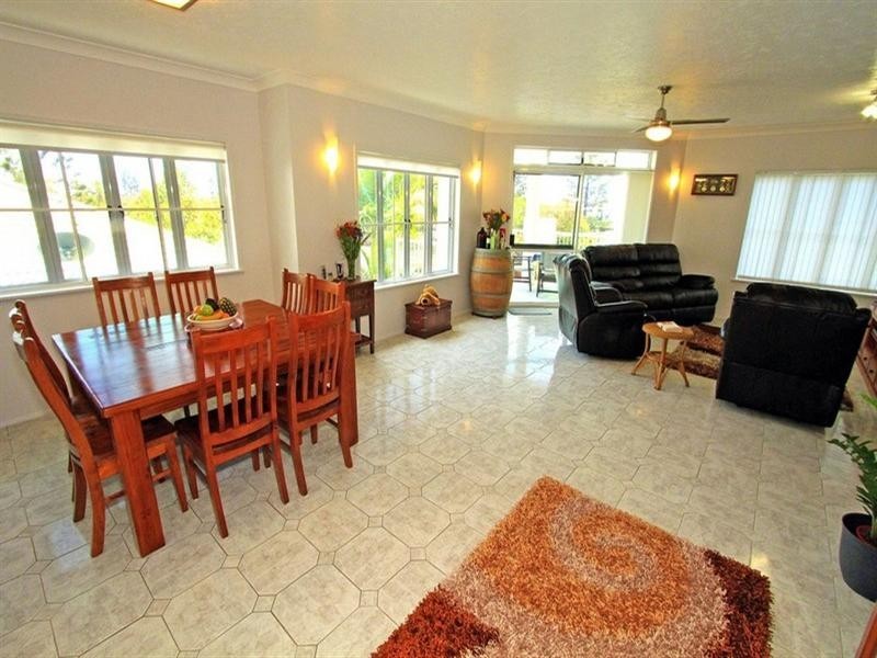 2/36 Farnborough Road, Yeppoon QLD 4703