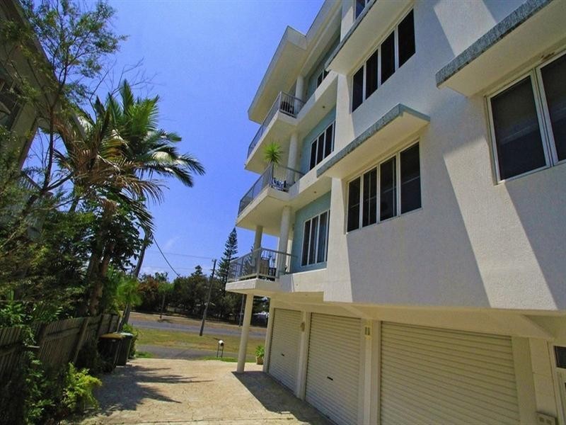 2/36 Farnborough Road, Yeppoon QLD 4703
