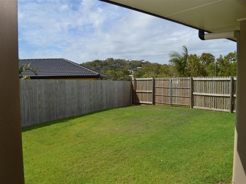 10 Adventurer Drive, Taranganba QLD 4703