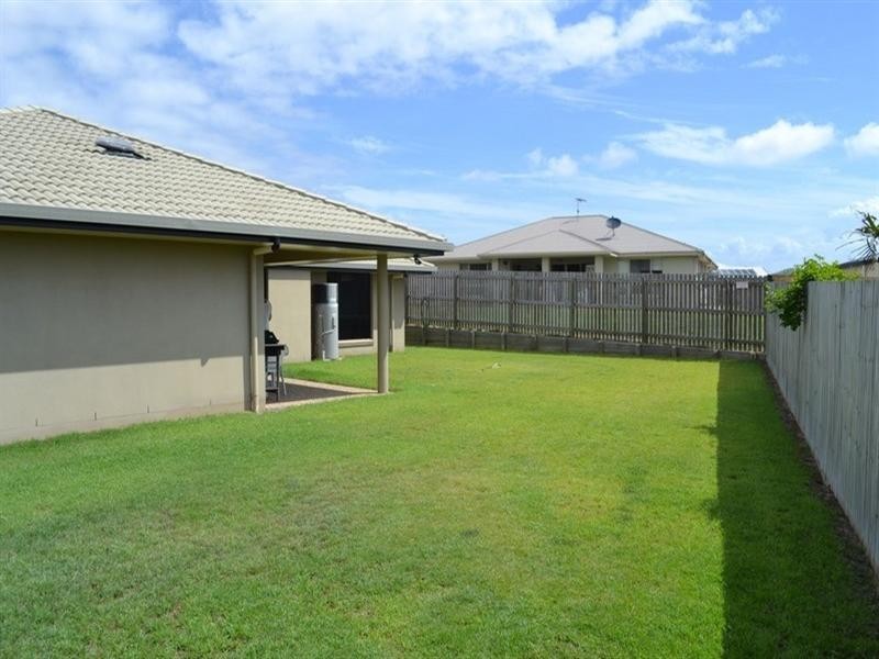 10 Adventurer Drive, Taranganba QLD 4703