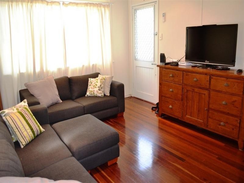 12 Davidson Street, Cooee Bay QLD 4703