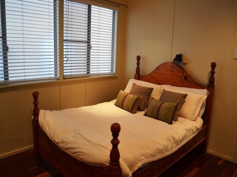 12 Davidson Street, Cooee Bay QLD 4703