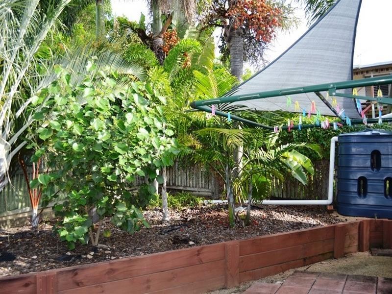 12 Davidson Street, Cooee Bay QLD 4703