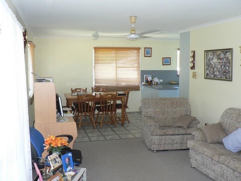 18 Pelican Street, Emu Park QLD 4710