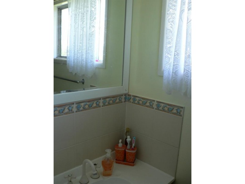 18 Pelican Street, Emu Park QLD 4710