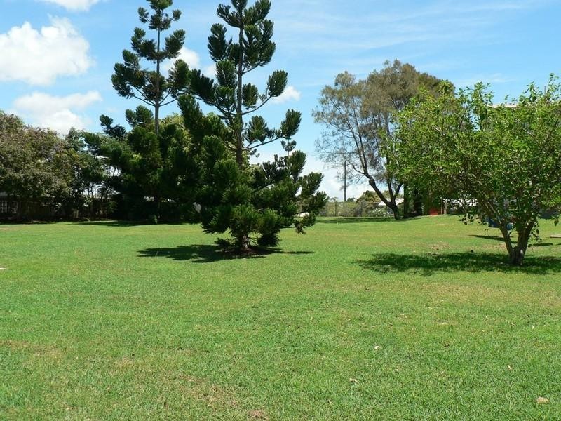 18 Pelican Street, Emu Park QLD 4710