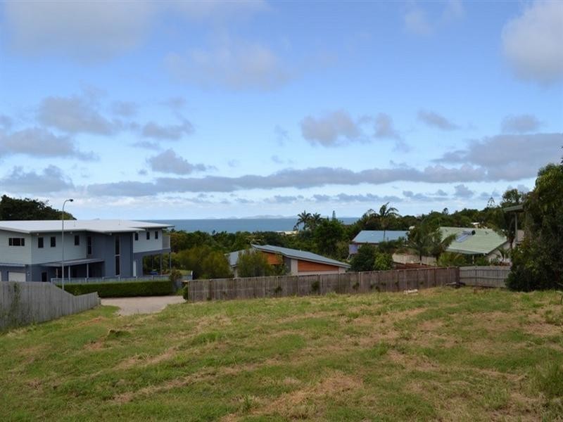 7 Island View Crescent, Yeppoon QLD 4703