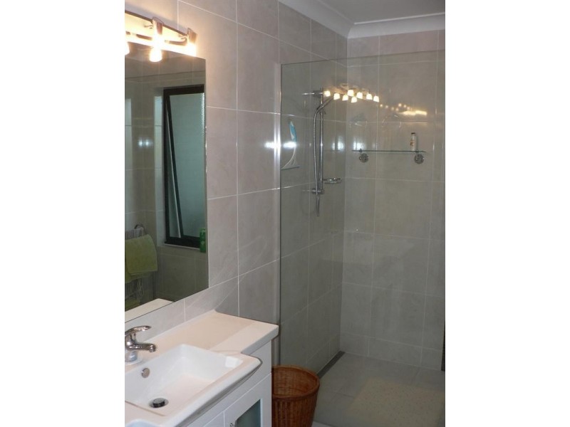 15 Mana Avenue, Pacific Heights QLD 4703