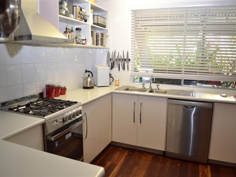 16 Hutton Street, Yeppoon QLD 4703