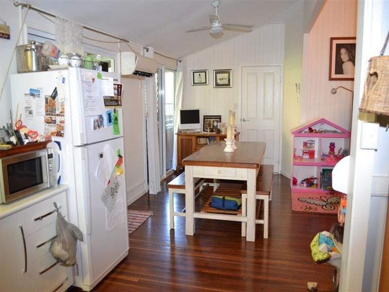 16 Hutton Street, Yeppoon QLD 4703