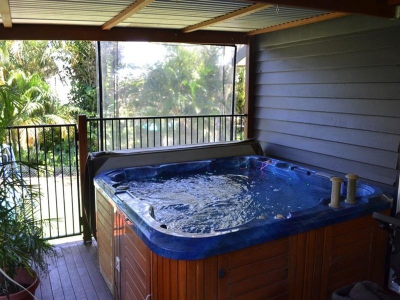 16 Hutton Street, Yeppoon QLD 4703