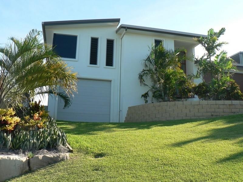 13 Mana Avenue, Pacific Heights QLD 4703