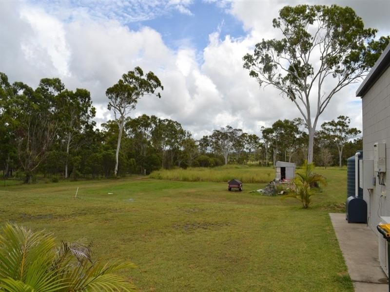 20 Racecourse Road, Barmaryee QLD 4703