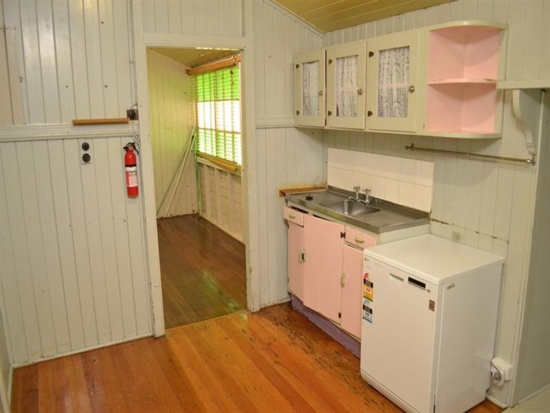 7 – 9 Hutton Street, Yeppoon QLD 4703