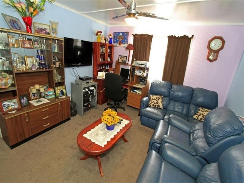 16 Hill Street, Emu Park QLD 4710