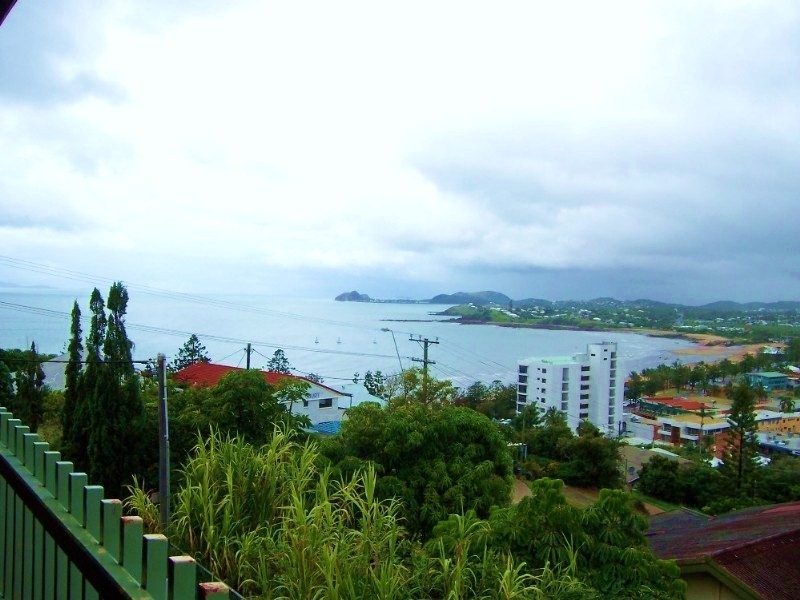 2/44 Hill Street, Yeppoon QLD 4703