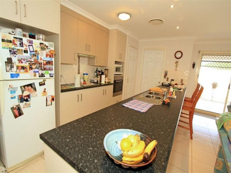 6 Driftwood Drive, Rosslyn QLD 4703