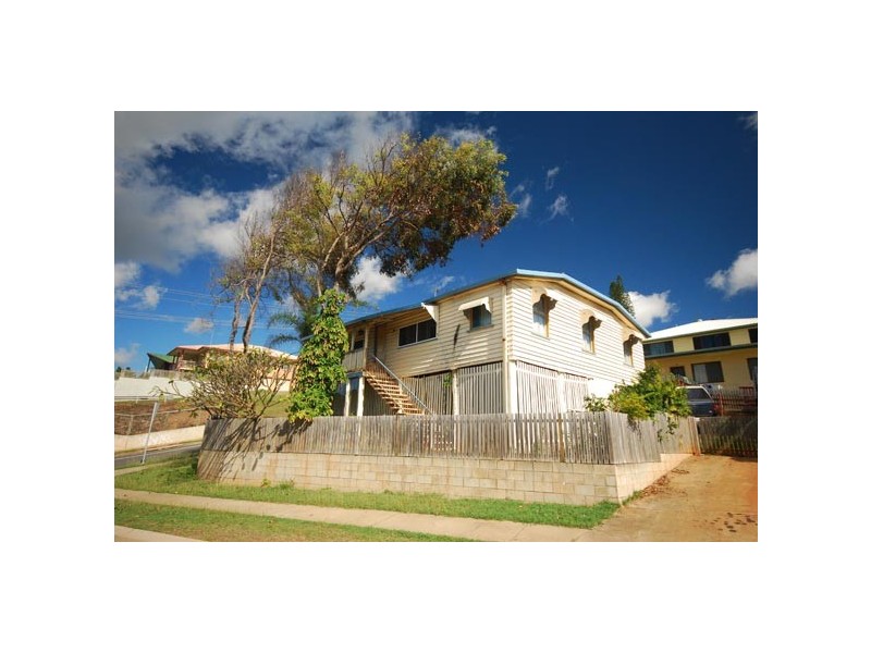 14 Barry Street, Yeppoon QLD 4703