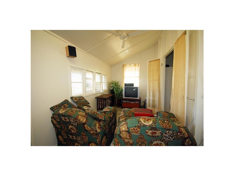 14 Barry Street, Yeppoon QLD 4703