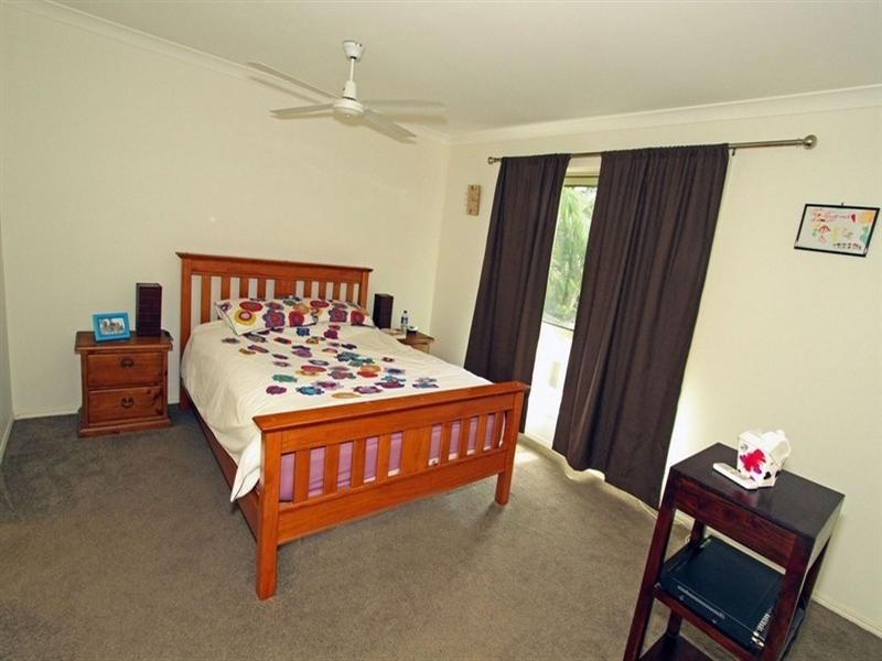 5 Parkview Drive, Rosslyn QLD 4703