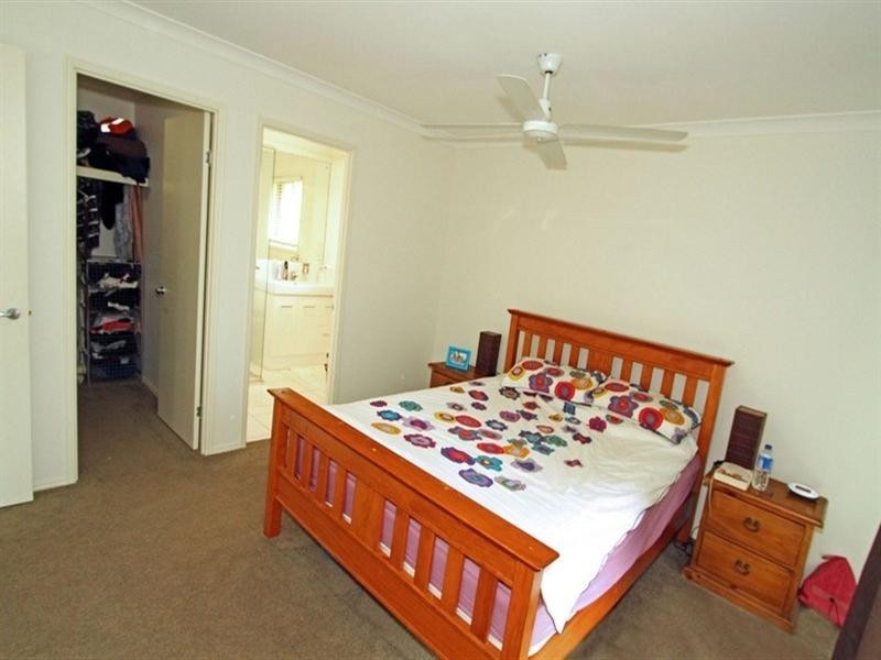 5 Parkview Drive, Rosslyn QLD 4703