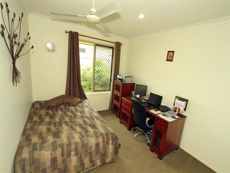 5 Parkview Drive, Rosslyn QLD 4703