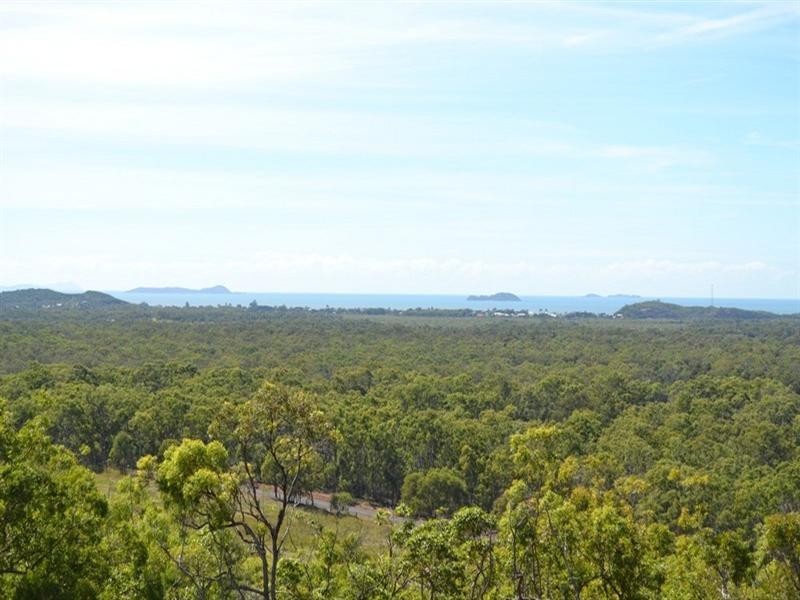 847 Keppel Sands Road, Coowonga QLD 4702