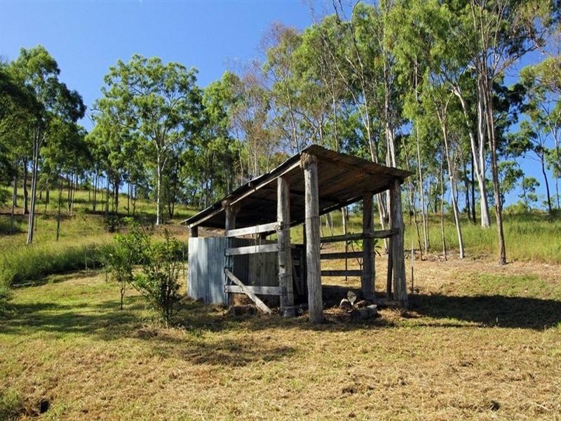 847 Keppel Sands Road, Coowonga QLD 4702
