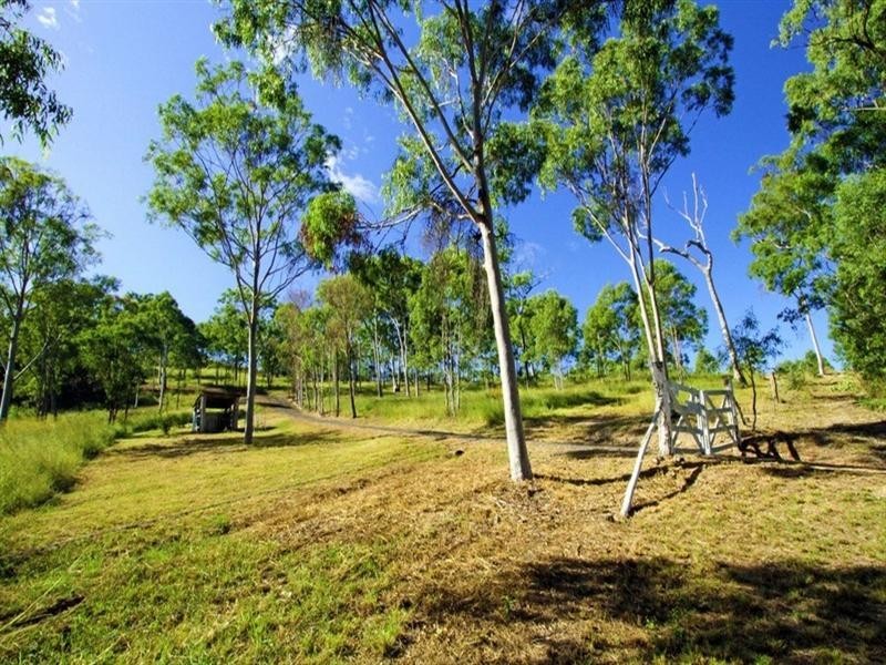 847 Keppel Sands Road, Coowonga QLD 4702