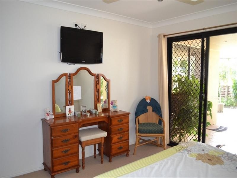 6 Letchford Court, Pacific Heights QLD 4703