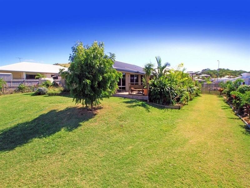 5 Parkview Drive, Rosslyn QLD 4703