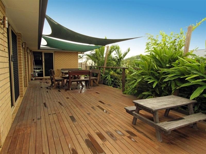 5 Parkview Drive, Rosslyn QLD 4703