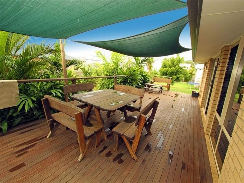 5 Parkview Drive, Rosslyn QLD 4703