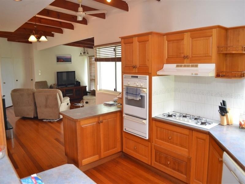 2 Macaulay Way, Pacific Heights QLD 4703