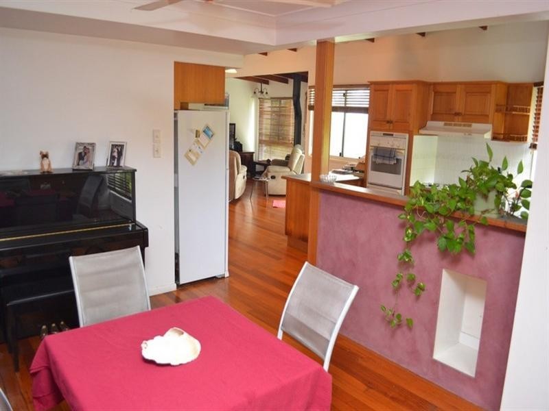 2 Macaulay Way, Pacific Heights QLD 4703