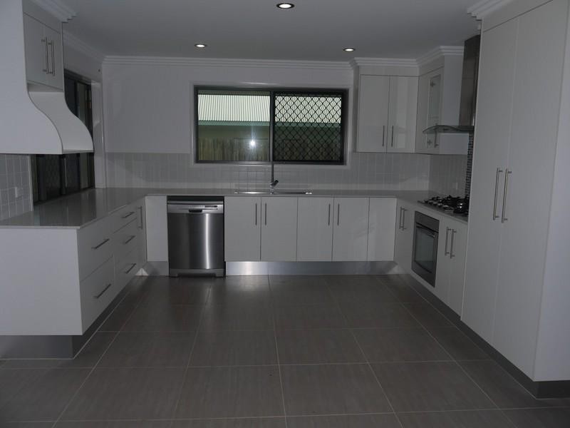 4 Beachley Place, Yeppoon QLD 4703