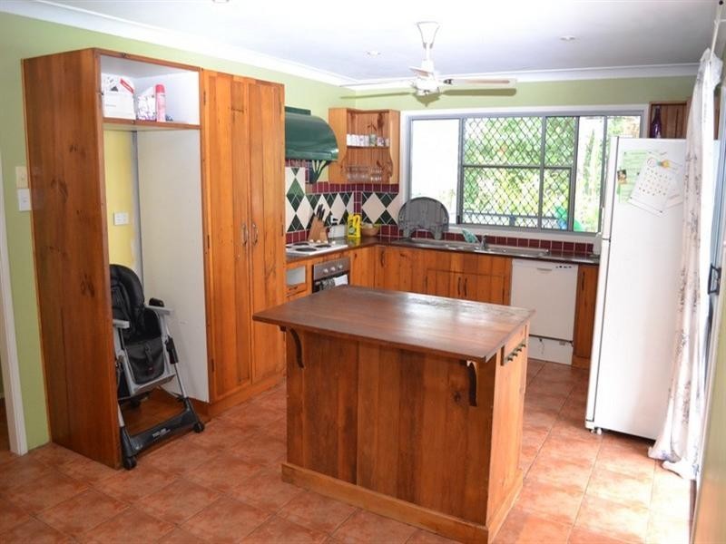 75 Dolphin Crescent, Taranganba QLD 4703