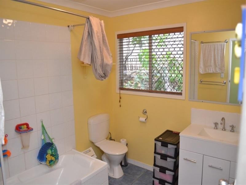 75 Dolphin Crescent, Taranganba QLD 4703