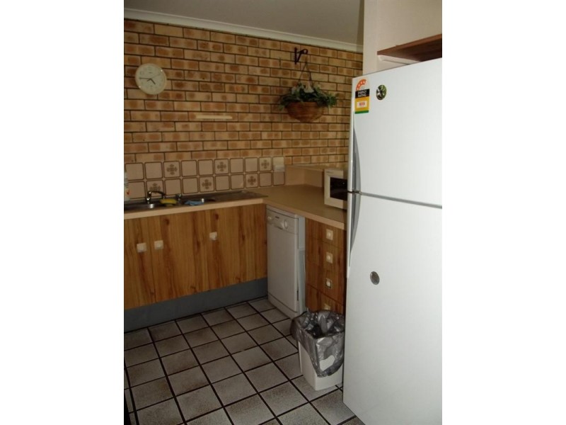12/ Sandpiper Units, Yeppoon QLD 4703