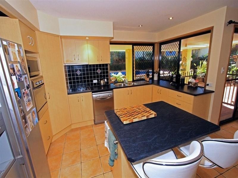 2 Setu Drive, Pacific Heights QLD 4703