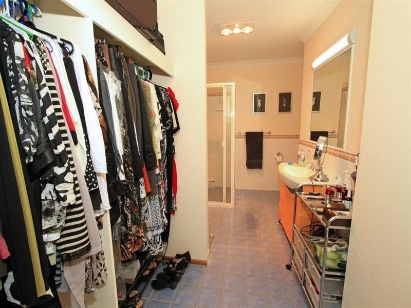 2 Setu Drive, Pacific Heights QLD 4703