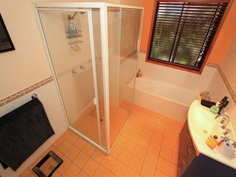 2 Setu Drive, Pacific Heights QLD 4703